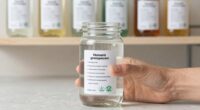 reading labels to avoid greenwashing