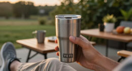YETI Rambler 20 Oz Stainless Steel Vacuum Insulated Tumbler w/MagSlider Lid